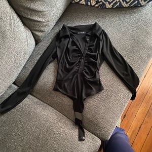 Never worn Ruched button down collared black plt prettylittlething body suit